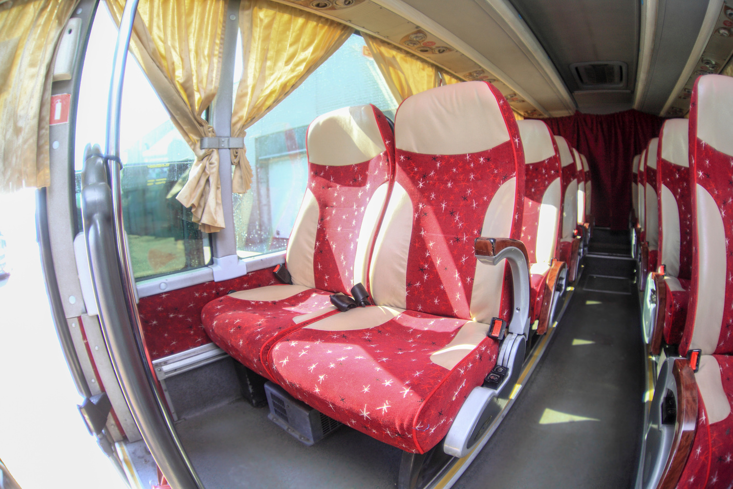 Автобусы большой вместимости 40-60 мест